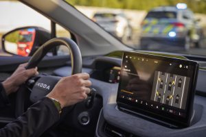 Vozy Škoda upozorní na blížící se auto s majáky. Zdroj: Škoda Auto