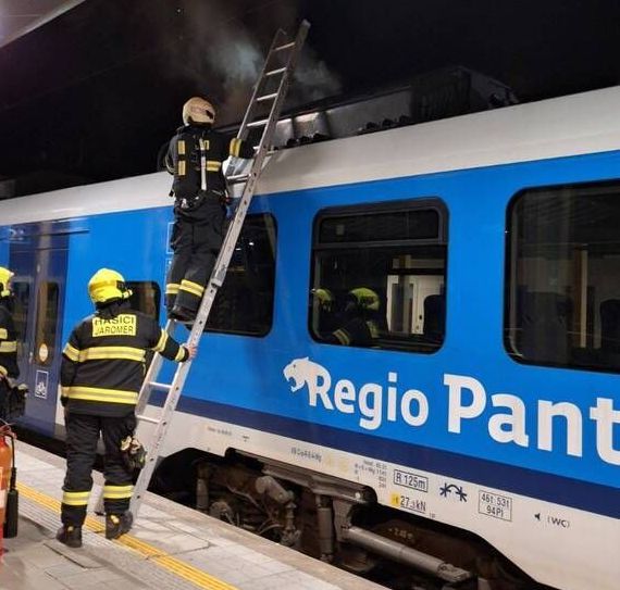 Hašení jednotky RegioPanter v Jaroměři. Foto: Městská policie Jaroměř